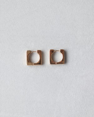 Square Pierce / Gold