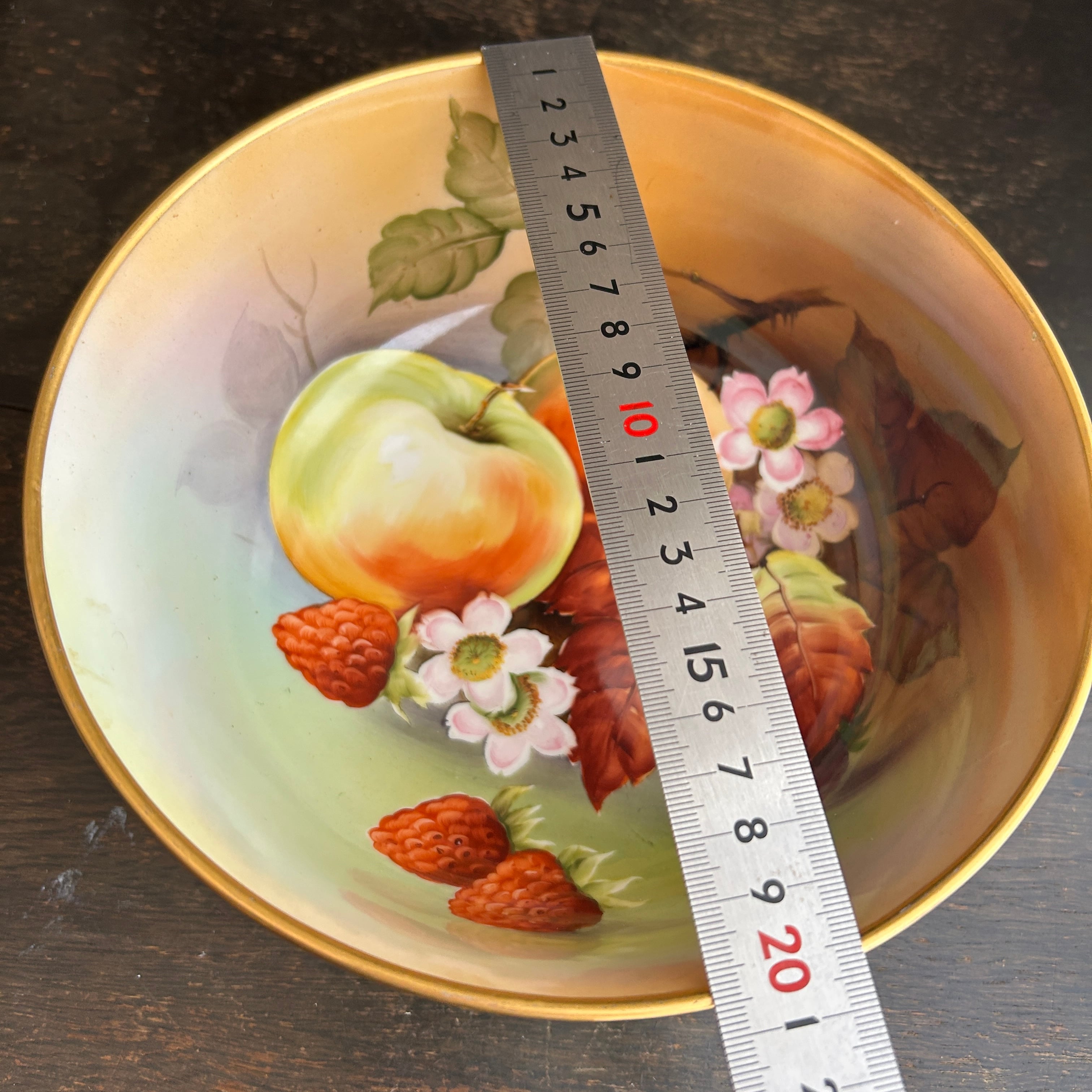 Old Noritake 国内向けの端正なフルーツボウル