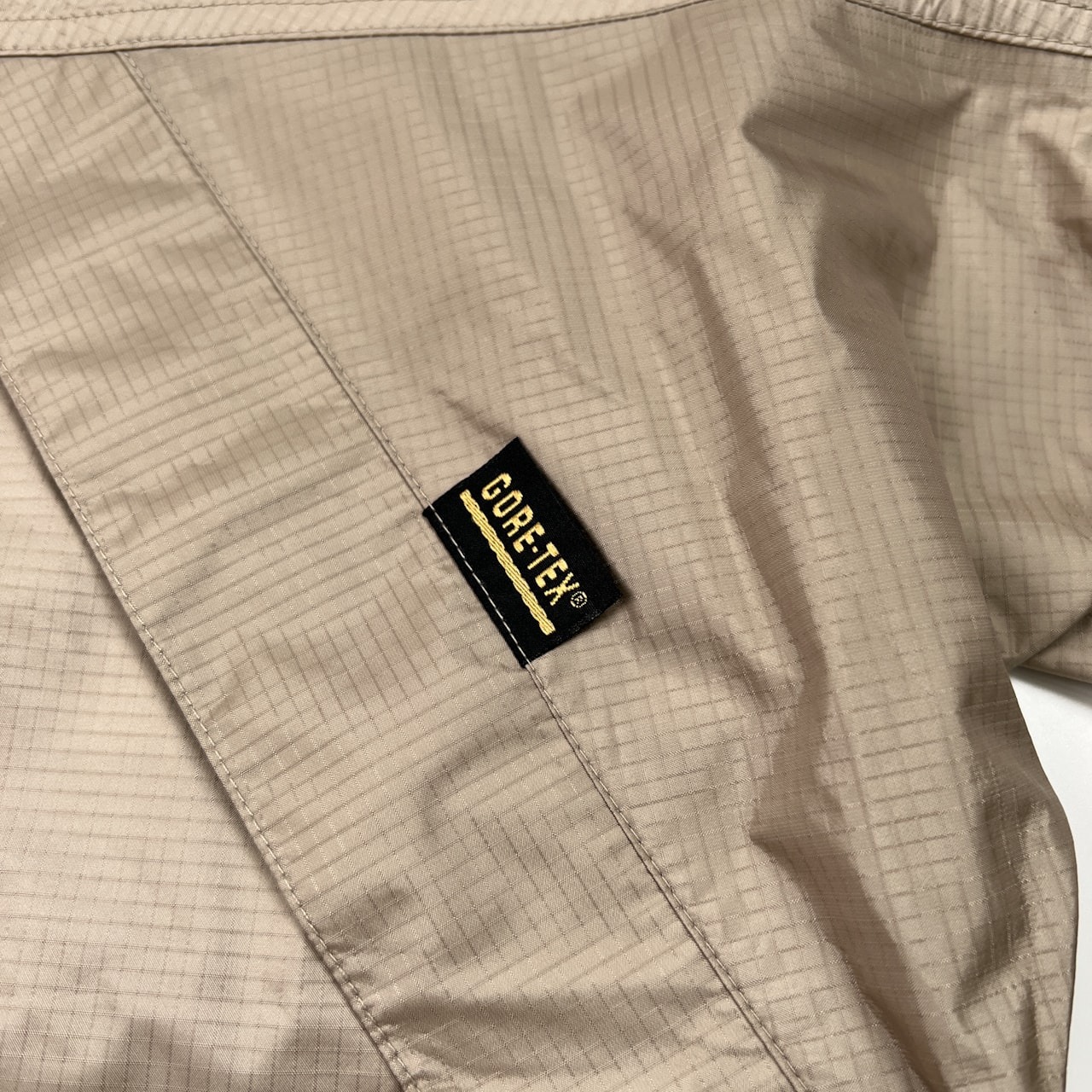 GORE-TEX ゴアテックス Berg ベルグ MIZUNO ミズノ レイン 上下 セットアップ アウトドア サイズ O /メンズ/ベージュ/トレッキング 登山 雨具