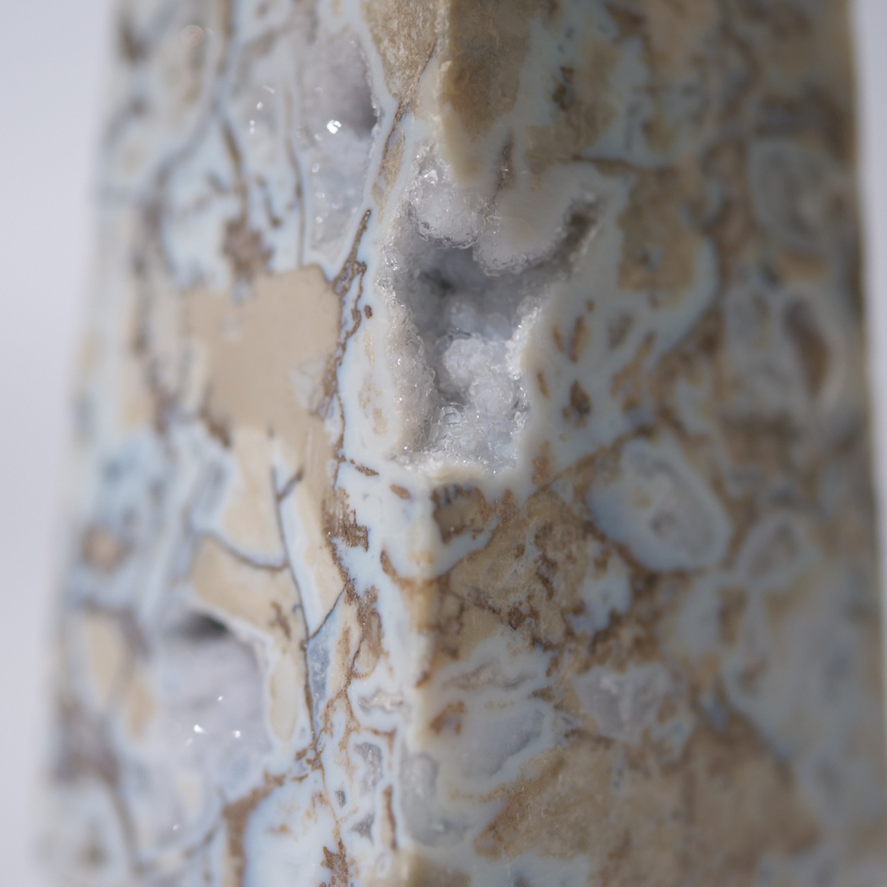 アゲート / タワー