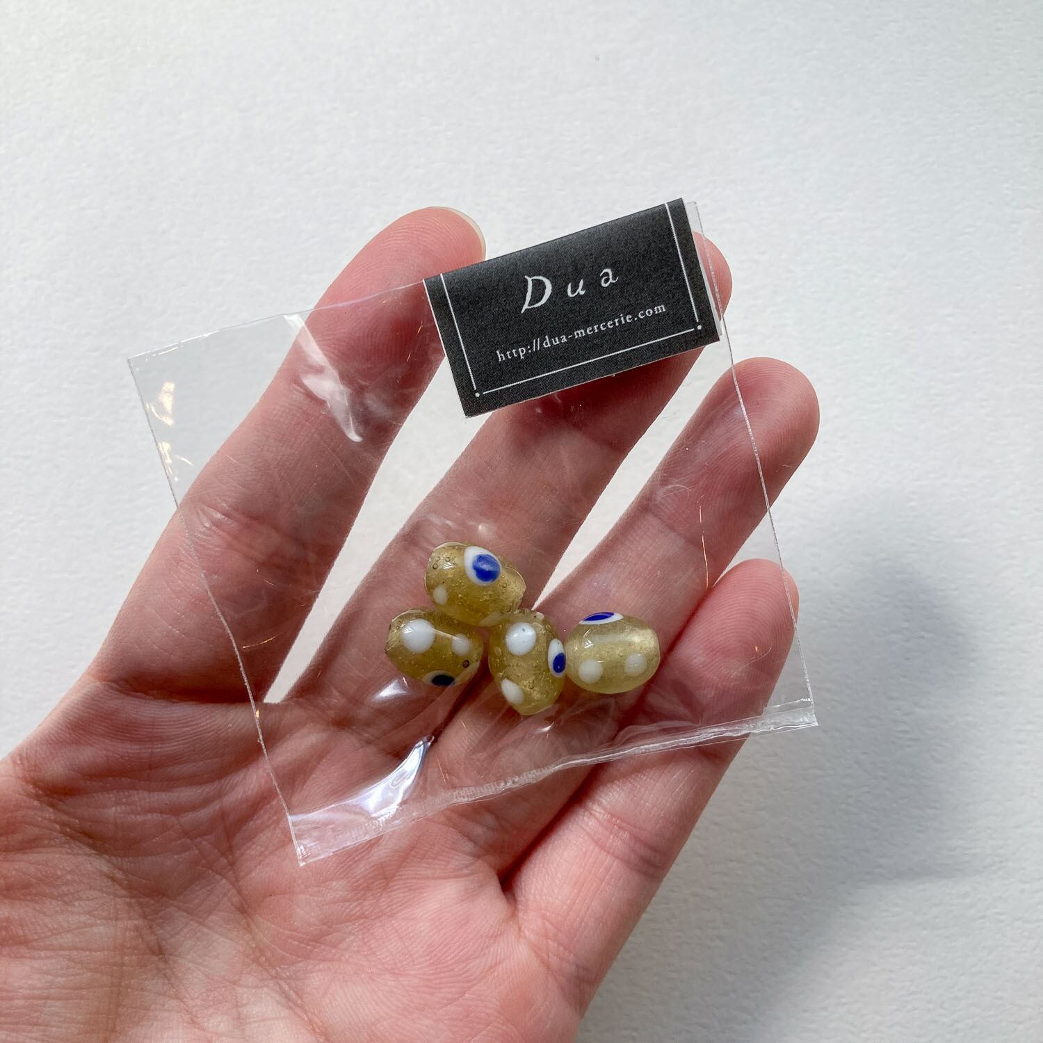 水玉模様の樽型ガラスビーズパック（4p） | Dua-アクセサリーパーツ