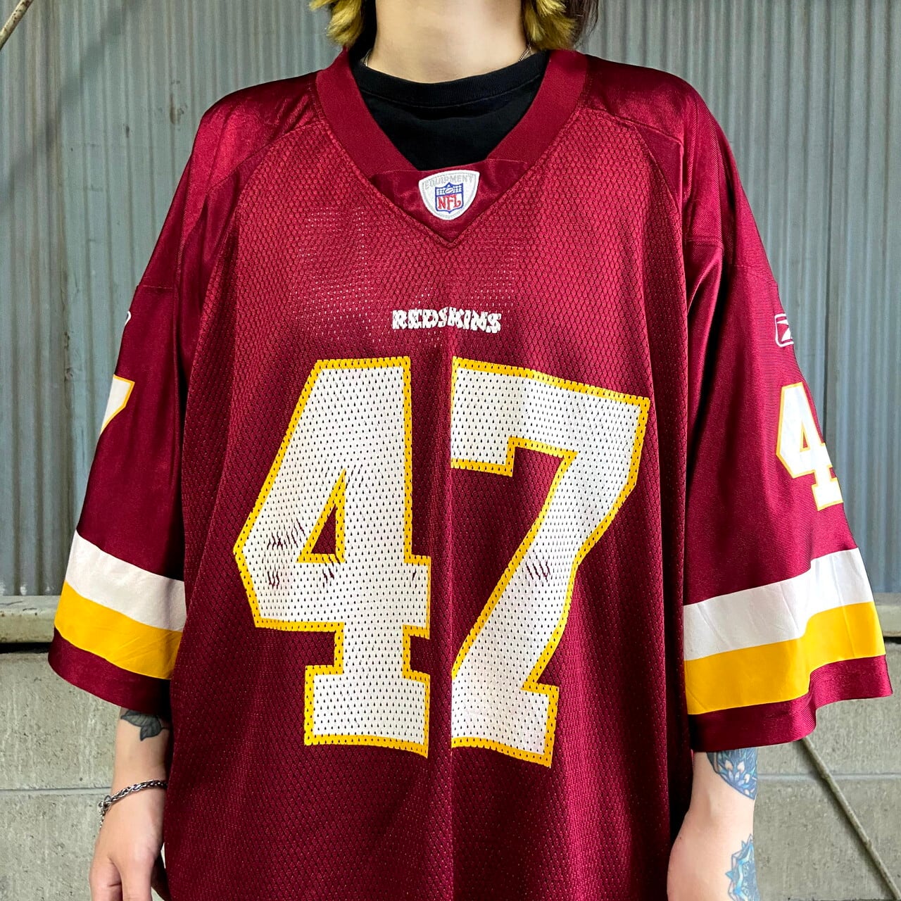 ワシントンレッドスキンズ　WASHINTON REDSKINSフッドボールシャツ