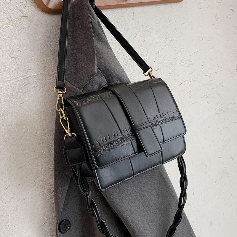 オータムウィンターレッド 秋物 冬物 スクウェア メッセンジャーバッグ 手作りハンドバック14461932580