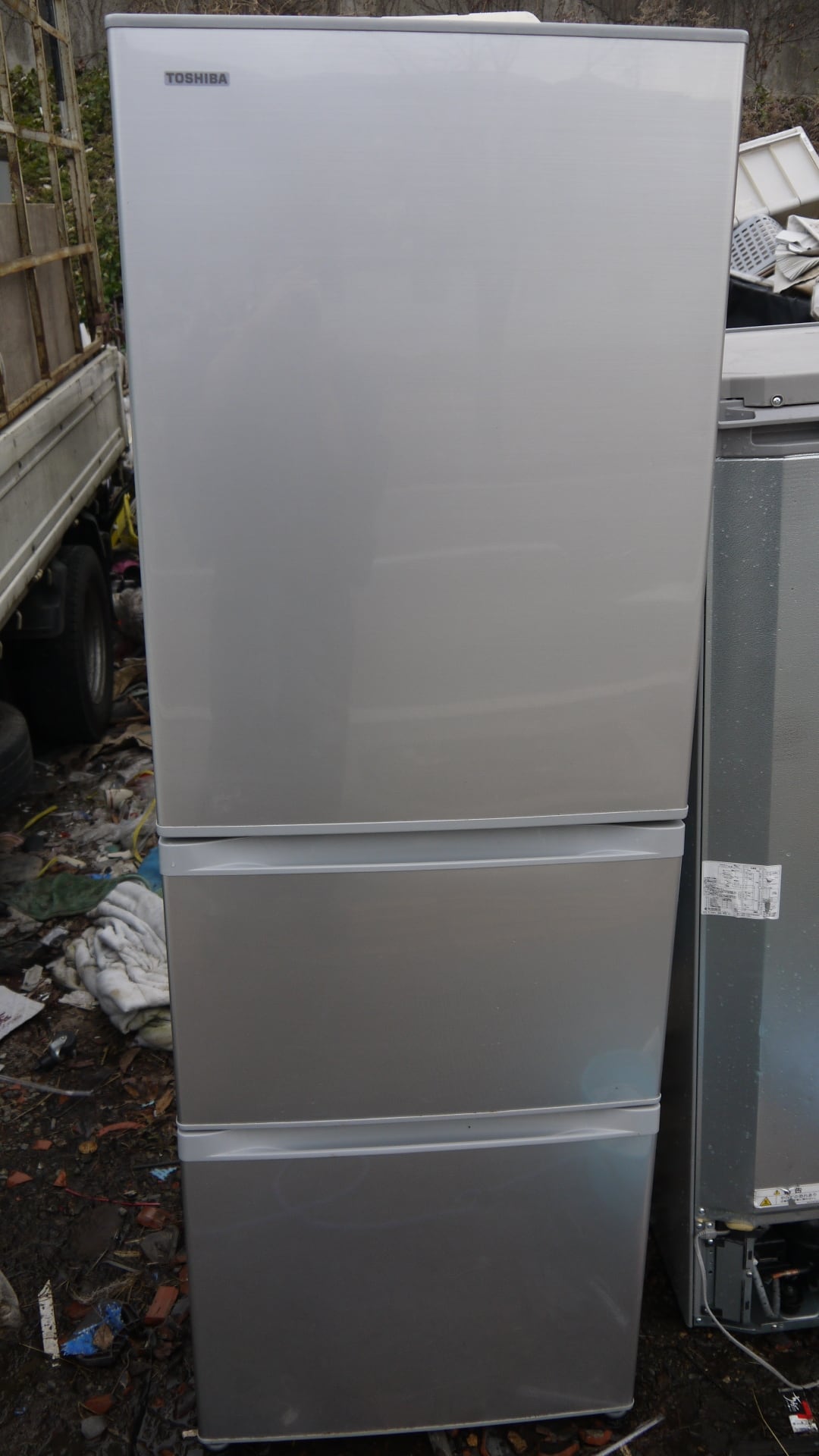 【良品】東芝 3ドア冷蔵庫 375L 自動製氷 2015年製 | monoWA powered by BASE