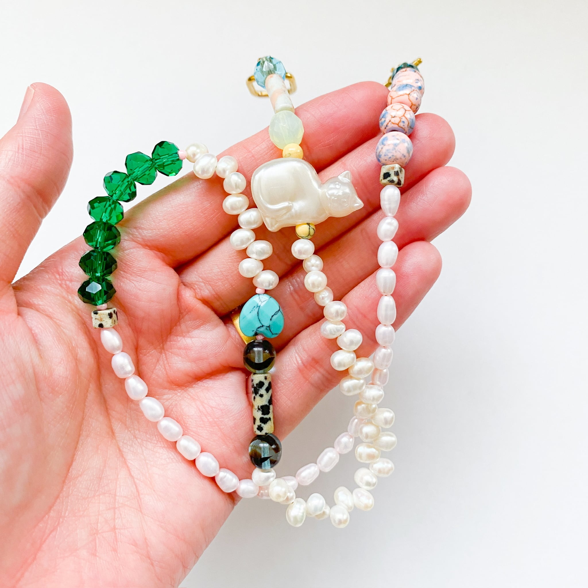 淡水パールとビーズのネックレス