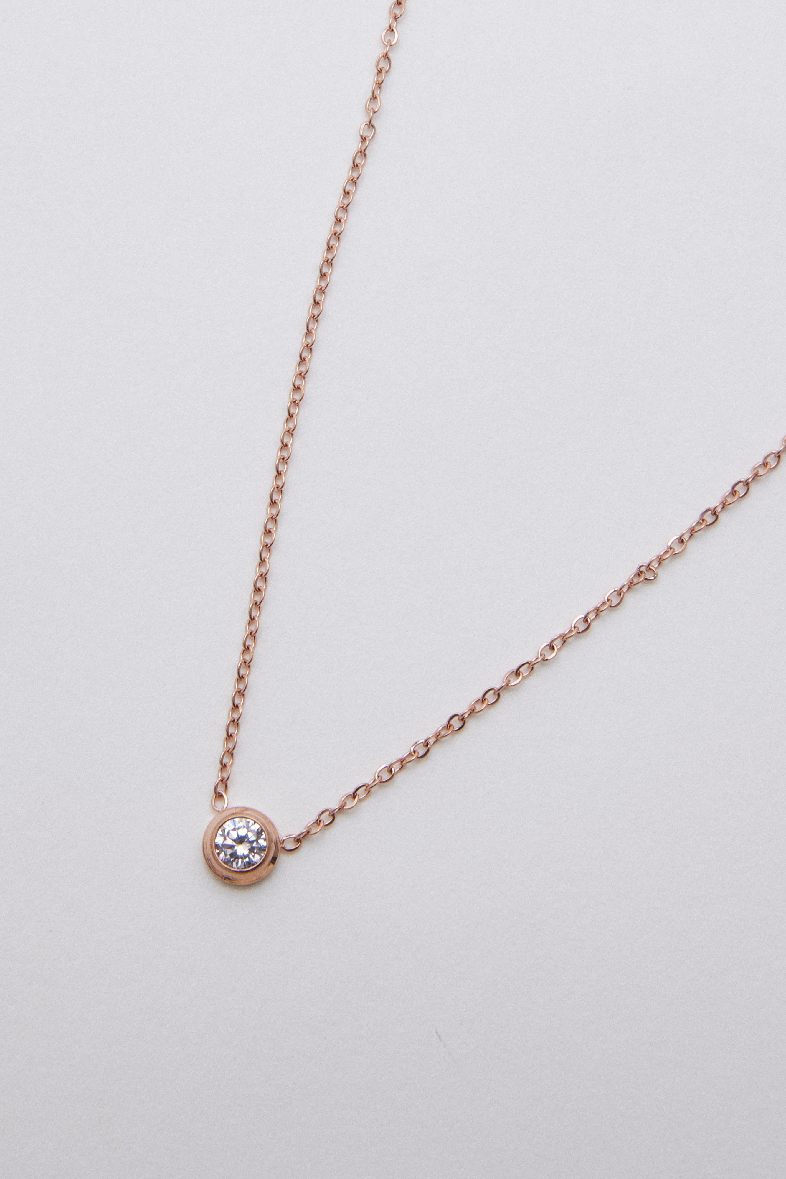 【こっぺぱん様】e.m. 大粒ジルコニア　ネックレス 楽天市場】一粒ジルコニア ネックレス ピアス 2点セット 6本爪