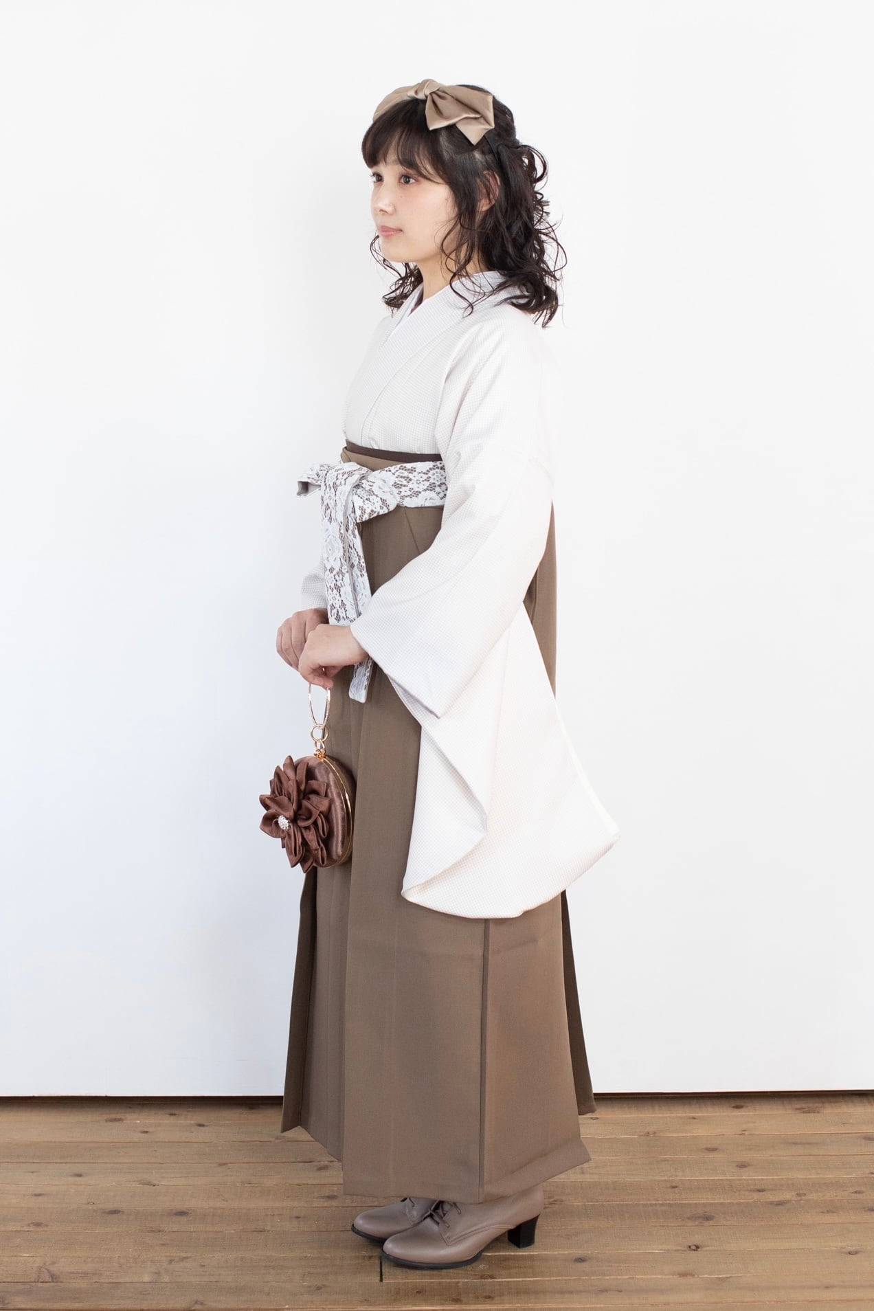 Kimono Sienne 卒業式袴3点セット チェック柄 二尺袖着物 レース Kimono Sienne 卒業式袴3点セット チェック柄 二尺袖着物 レース