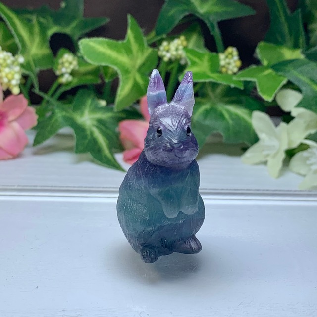 12.フローライトうさぎ・インテリア