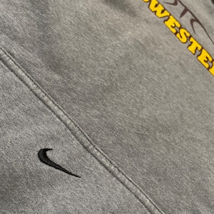 【NIKE】カレッジ ミッドウェスタン大学 Midwestern バスケ プリント ヒビ割れ スウェット パーカー 3XL ゆるだぼ ビッグサイズ ナイキ 刺繍ロゴ スウッシュ US古着