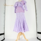 社交ダンス 衣装 スタンダード 上下セット ツーピース レッスンウェア パーティ衣装 ICHIOKU イチオク 薄紫 パープル系 花柄 レース レースアップ スカート フェミニン シルエット ふんわり 伸縮性 トップス 花柄デザイン 袖付き ストレッチ素材 ゴムウエスト パーティー用 ダンスウェア 初心者向け 高品質 普段着 スタイル良い おしゃれ コーディネート 体型カバー 女性用 薄紫系