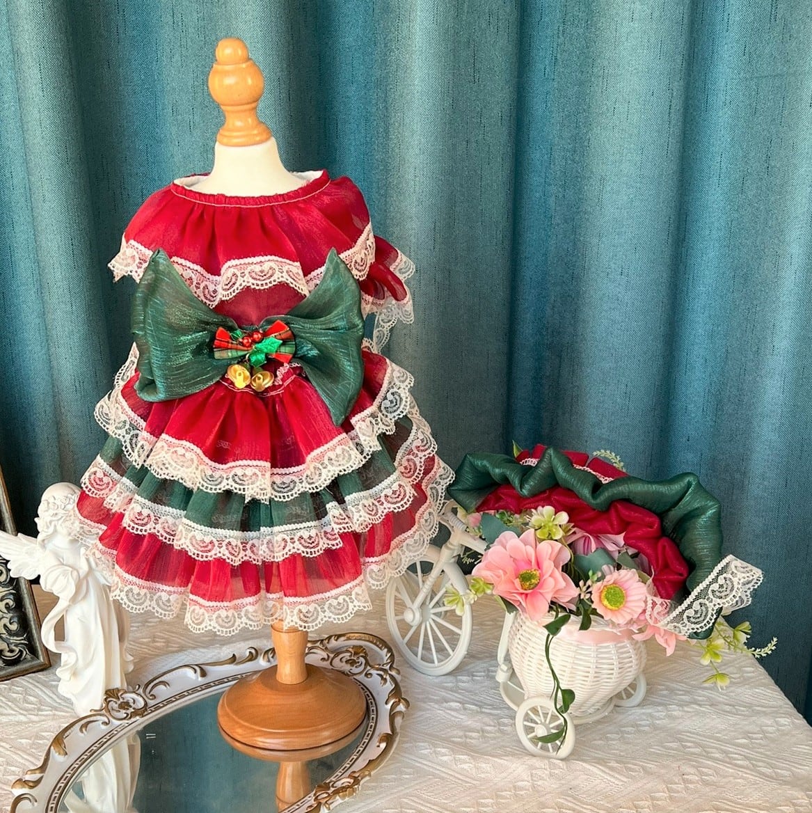 大型犬もOK クリスマスドレスとヘッドドレスのセット!