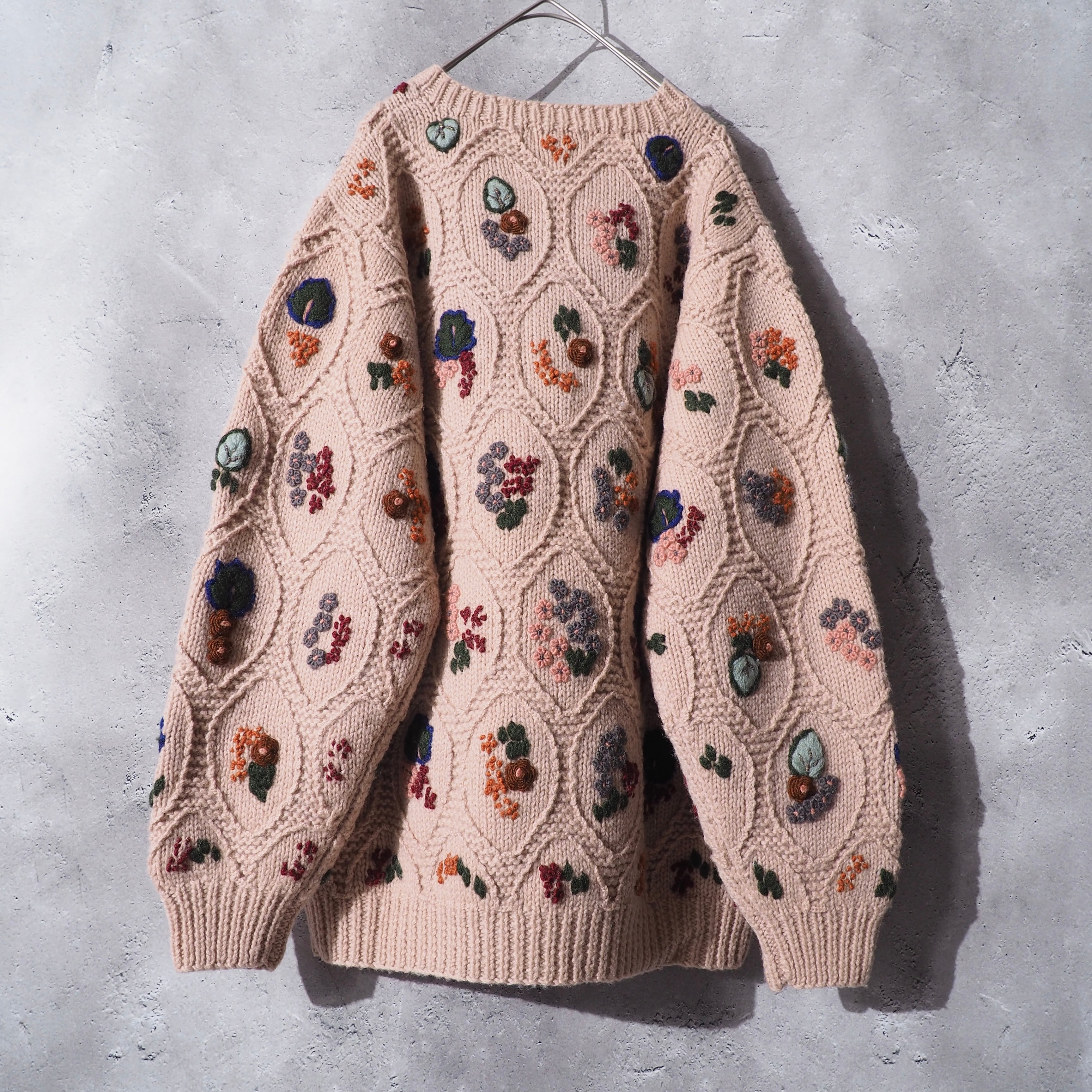 1990s Cherry Blossom Beautiful Flower Embbossed vintage wool Knit