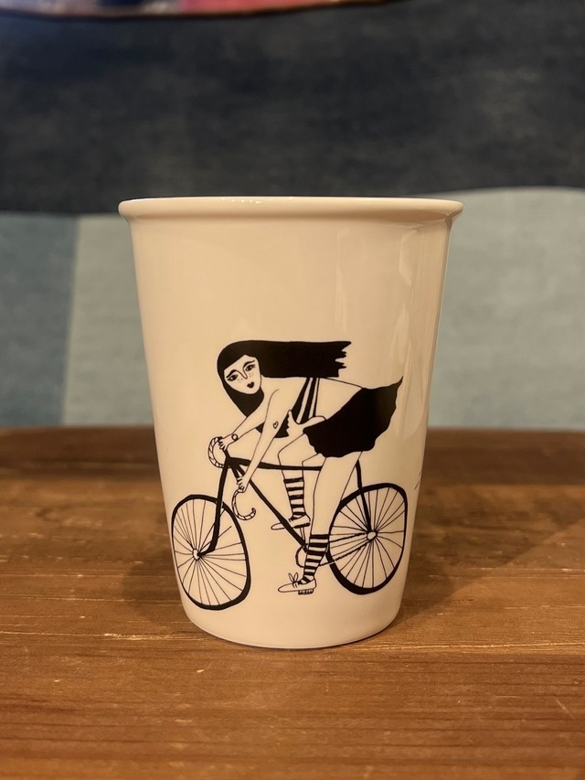 【Helen b】ティーカップ（bicycle woman）