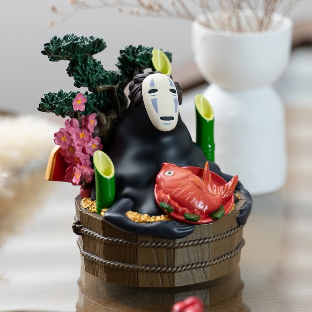 千と千尋の神隠し めでたいお飾り特上 カオナシ松竹梅（6506） | す