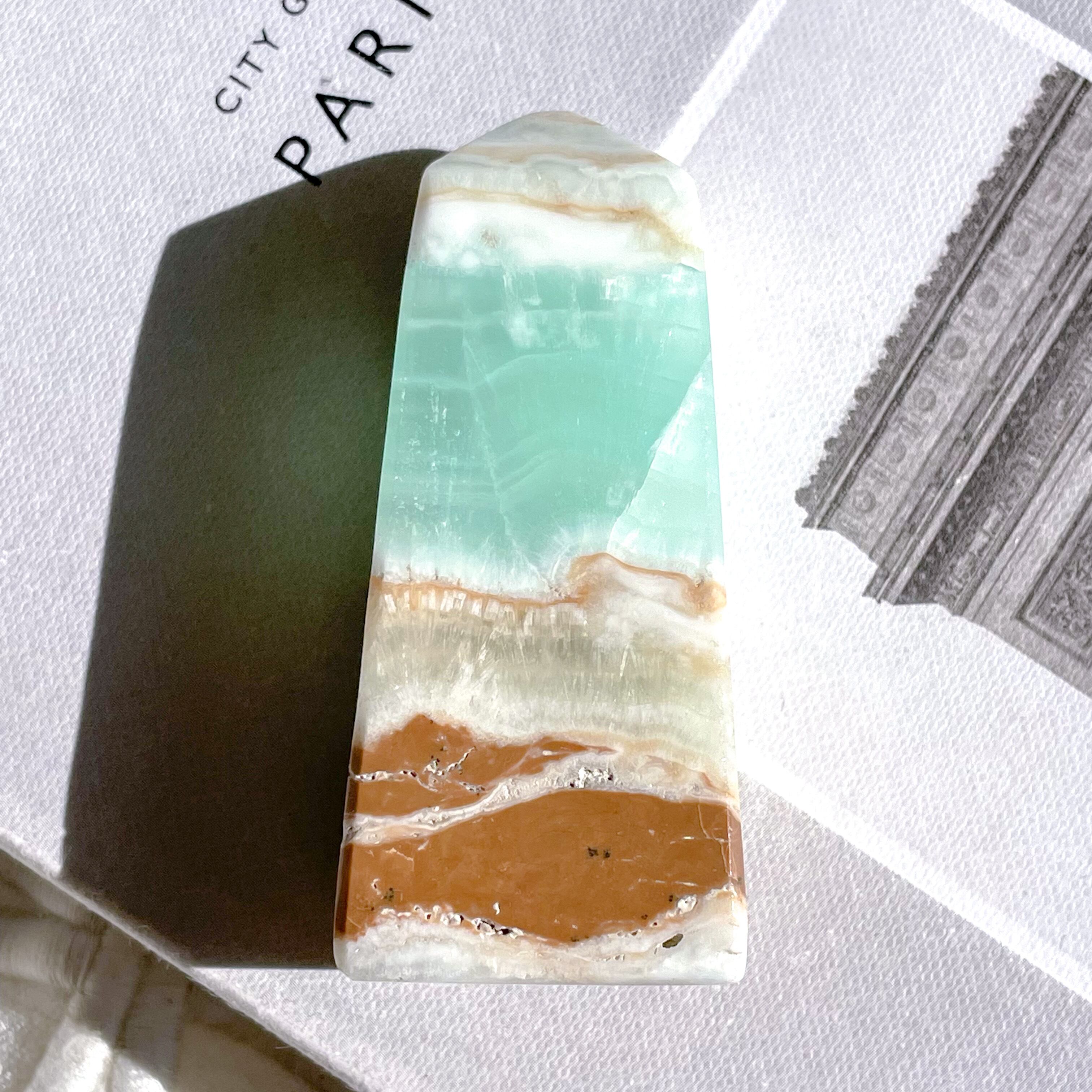 Caribbean Blue Calcite Point 13 ✧ カリビアンブルーカルサイト