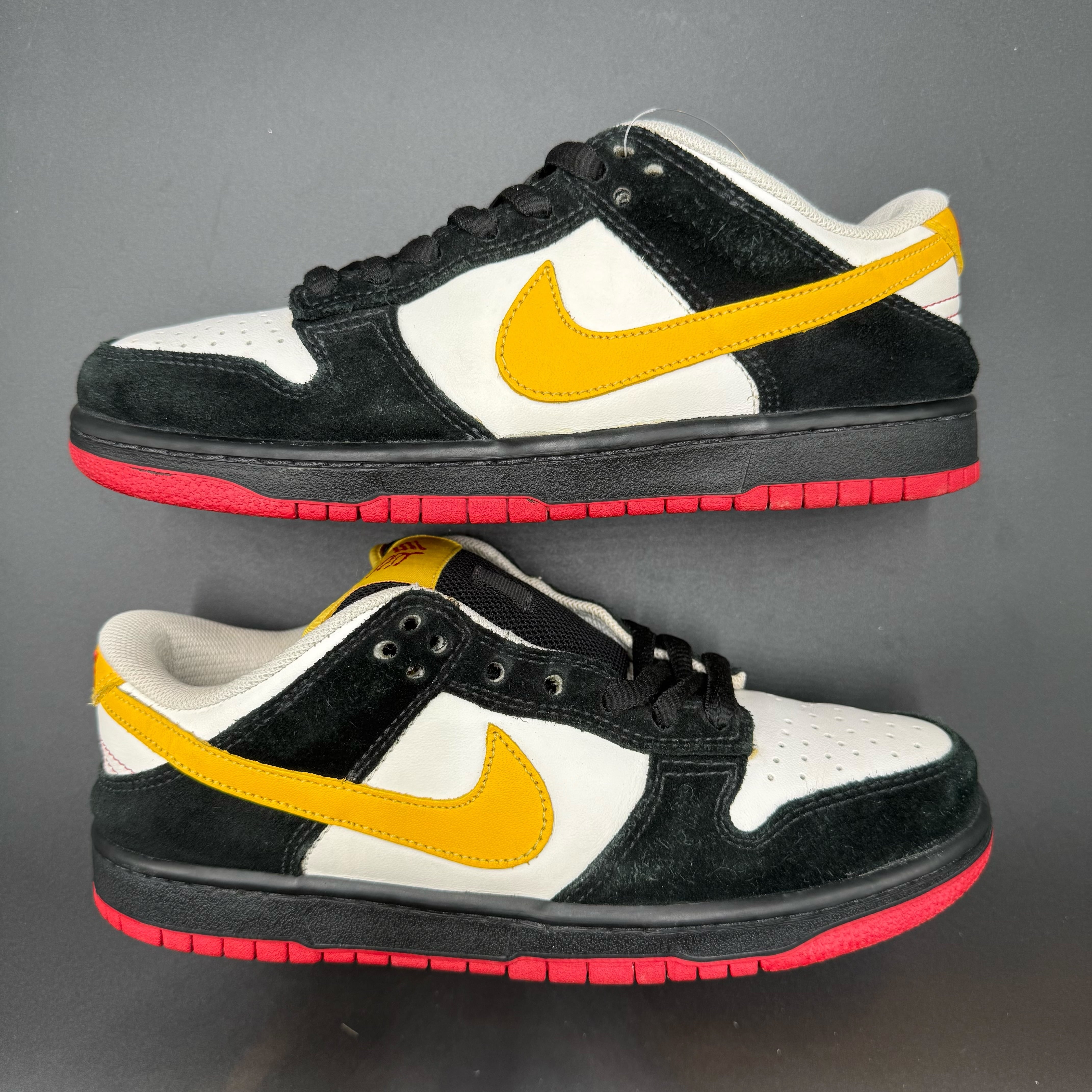 SB DUNK LOW EMB B.C.S. 1 GERDAL UNLASERED 311689-171 | Nova Plug