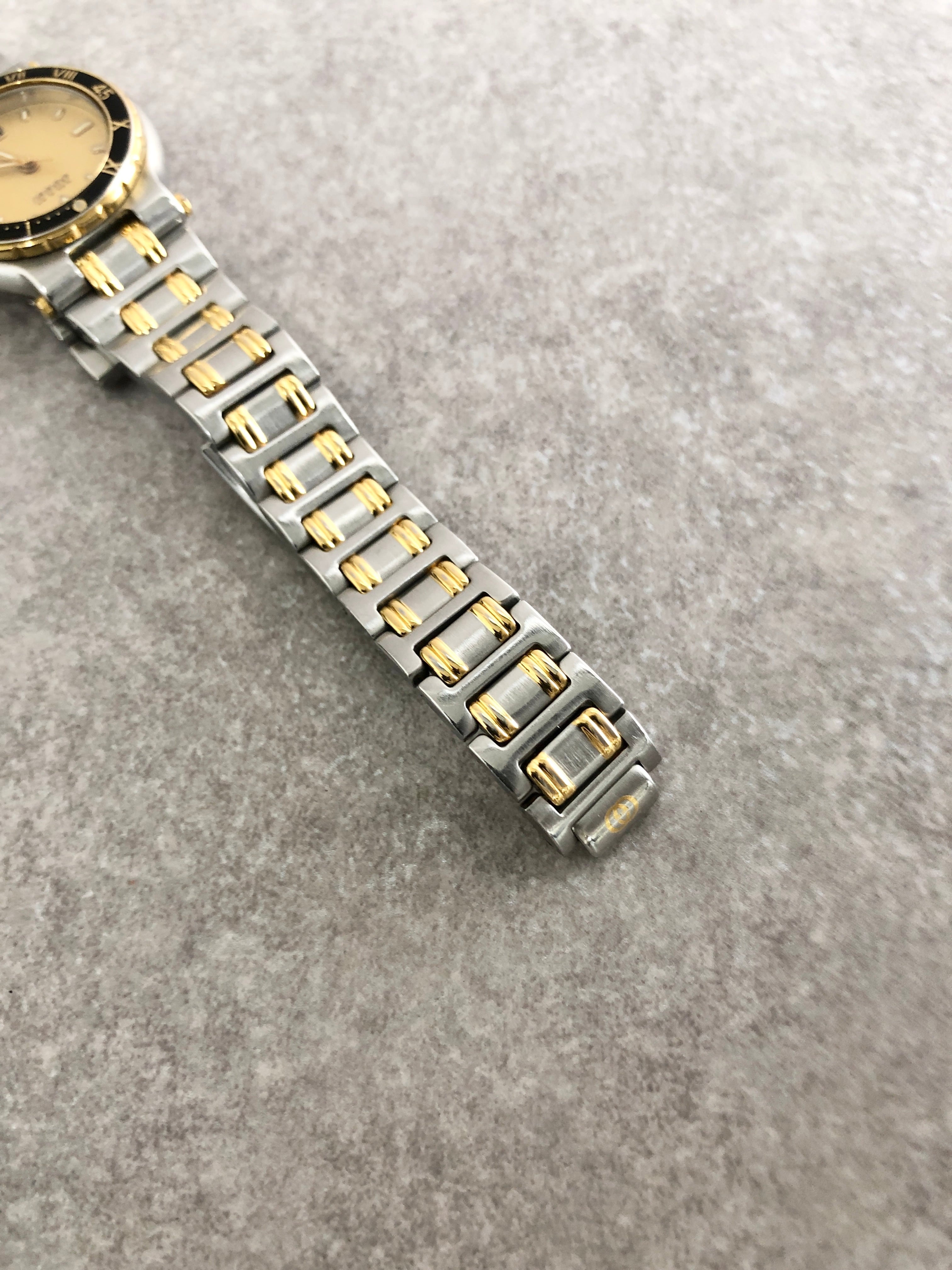 GUCCI グッチ 腕時計 シルバー ブルー ベゼル ダイバーズウォッチ