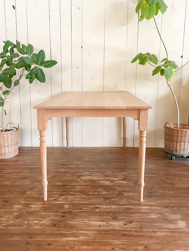 総オーク材ターンドレッグカウンターテーブル “スリム”(アンティーク調ろくろ足カウンターテーブル) W1400〜2400 4〜8人掛け