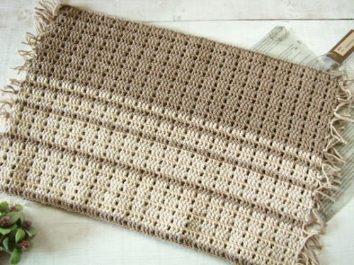 手編みのマット/sakura