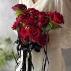 赤バラ×黒リボンクラッチブーケ☆ブートニア