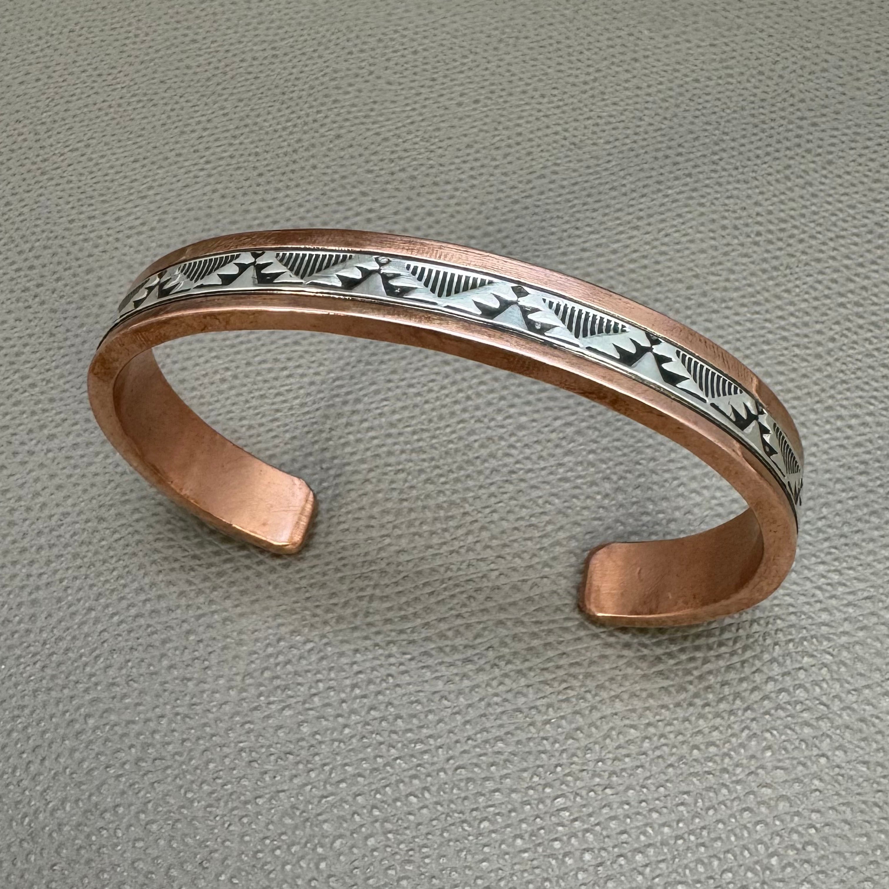 NAVAJO（ナバホ）族 Harold Smith（ハロルド・スミス）作 マルチカラー