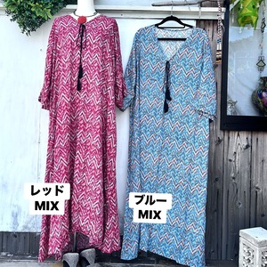 レーヨンゆったりタッセルワンピース