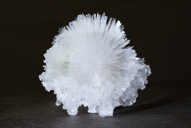 スコレサイト / アポフィライト  Scolecite / Apophyllite  884