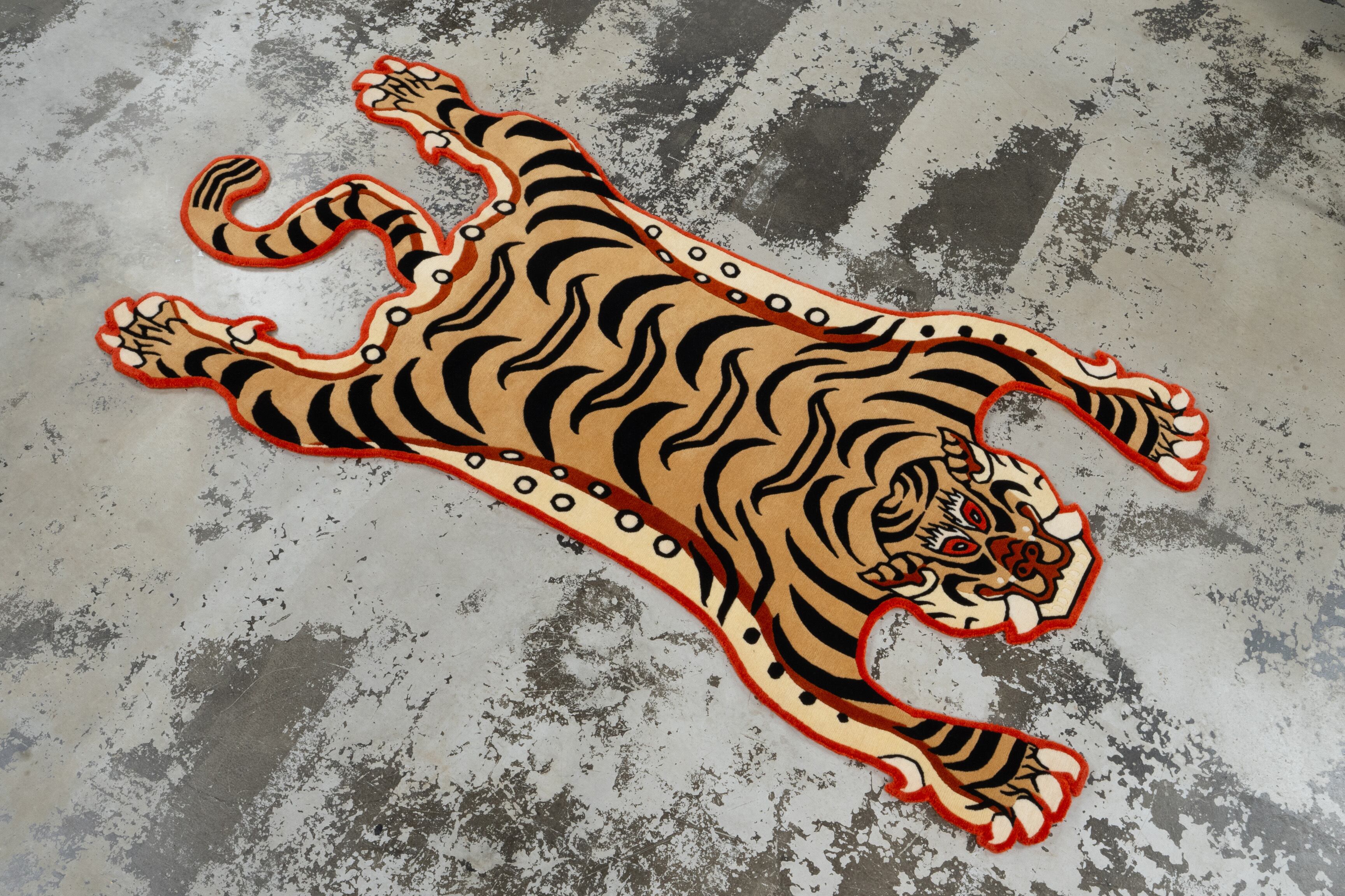 チベタンタイガーラグ ラージ DETAIL Tibetan Tiger Rug [ DTTR-02 / L