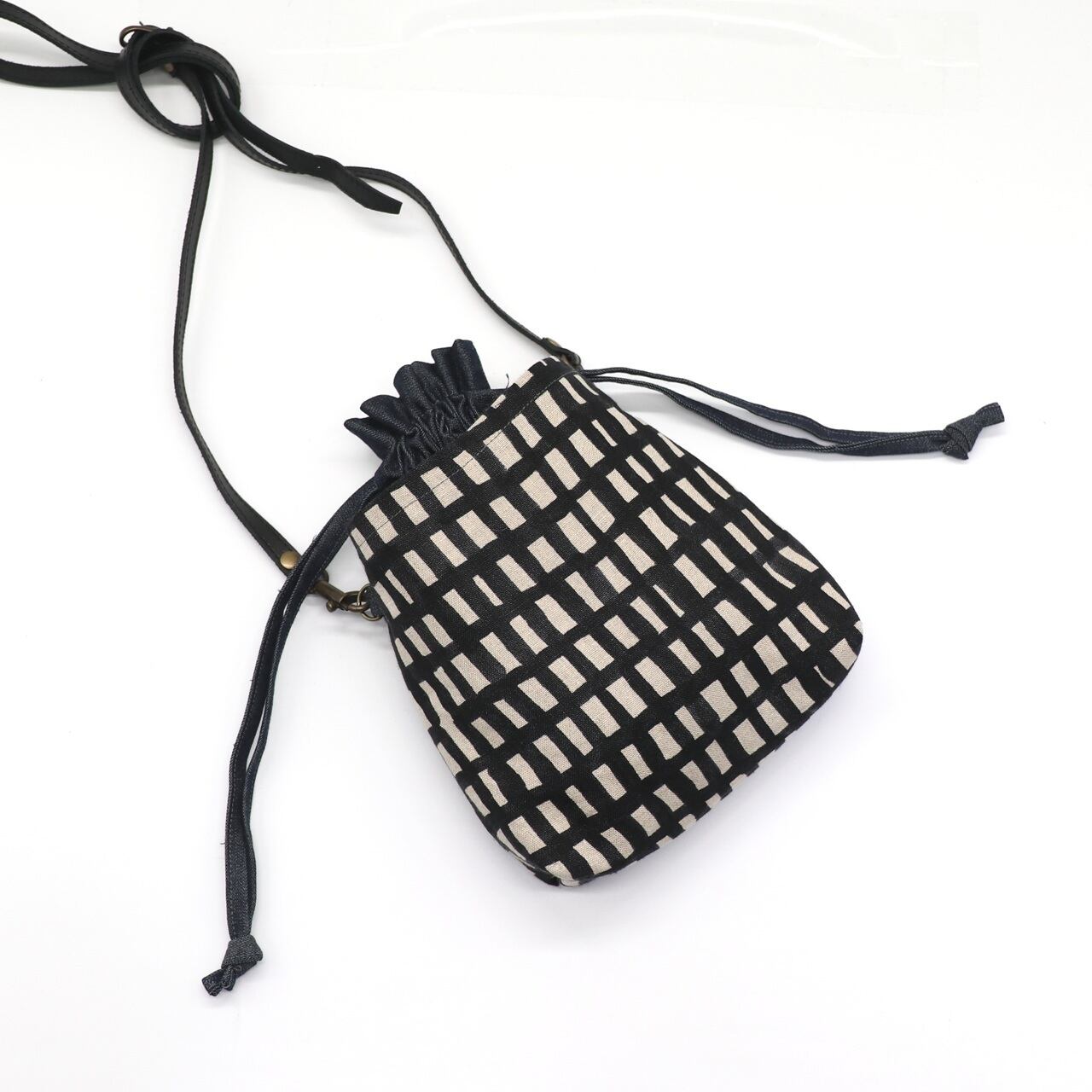small wallet 小さな財布】 ギャルソン財布 ミナペル ホネン mina