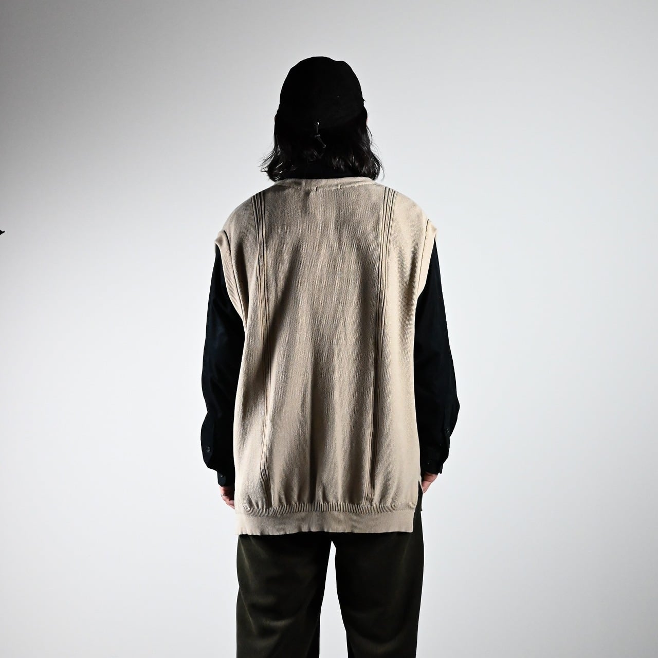 YASHIKI / GANKO別注 ×Shirotsume V-neck Vest(kibata) | GANKO