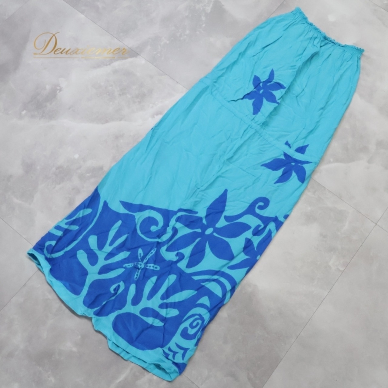 フラダンス 衣装 ワンピース ドレス ハレクアイレア ブルー系 Halekuai Lea 日本製 チューブトップ ワントーン ティアレ柄 かわいい 華やか 鮮やか 明るい 水色 青 ハワイアン アロハ ハワイアンプリント フラ ダンス レッスン 練習 軽やか