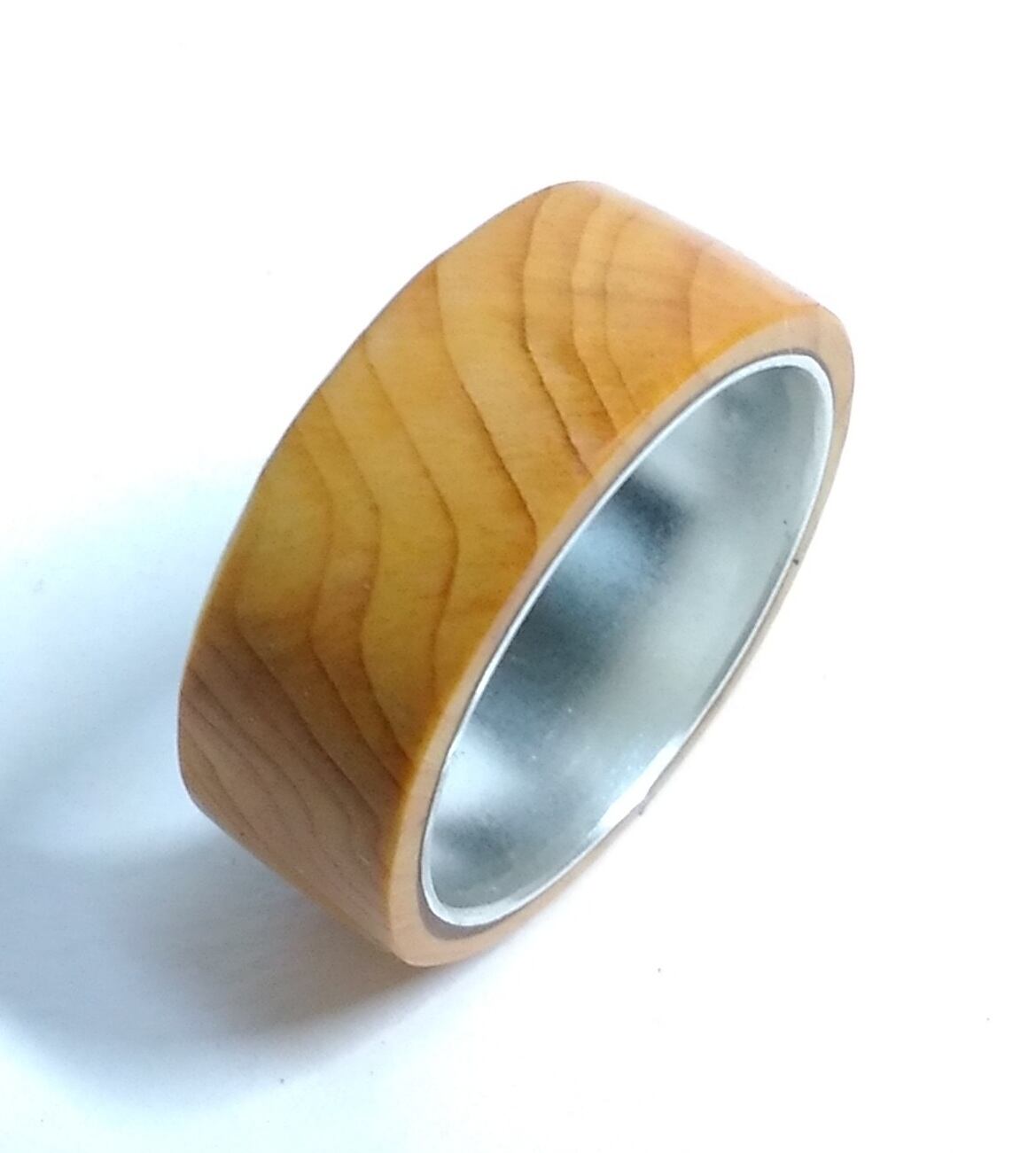 尺八 本体 木製 5穴 金属リング付き 37c8d3d482666710b4e6202d66171c