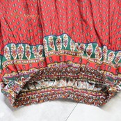 フォークダンス 衣装 スカート レッド系 花柄 カラフル 赤 緑 白 紫 総柄 チロリアン チロルスカート カントリー 華やか 目立つ ダンス衣装 イベント 練習 レッスン グリーン系 ホワイト系 パープル系