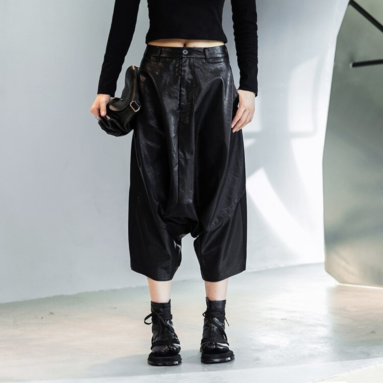Loose Fit Leather Sarouel Pants / ルーズフィット レザー サルエル パンツ