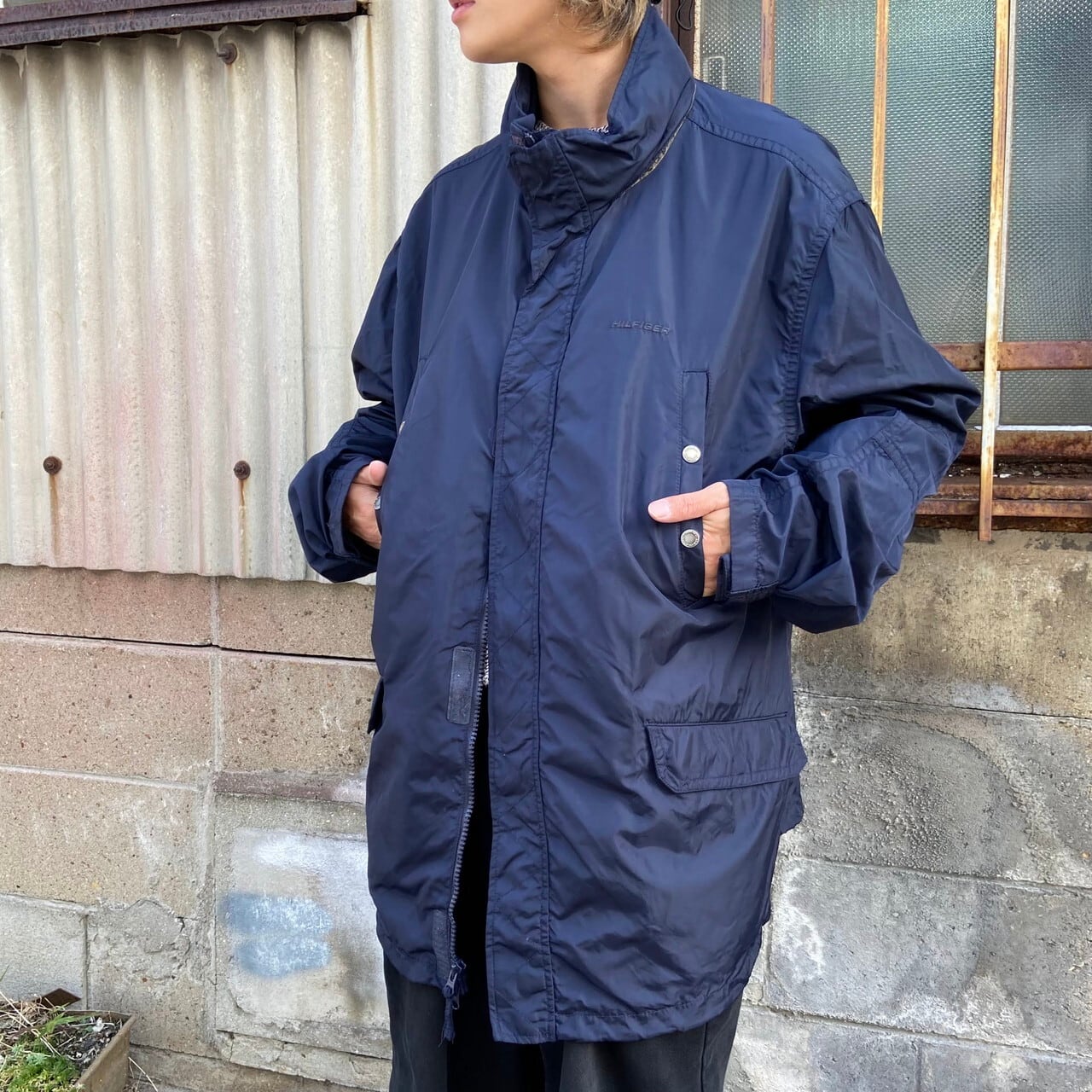 ビッグサイズ Tommy Hilfiger トミーヒルフィガー ナイロン ハイネック ハーフコート メンズ2xl 古着 ナイロンジャケット フード収納型 大きいサイズ ナイロンジャケット 1 Ws22 50 Sol Cave 古着屋 公式 古着通販サイト