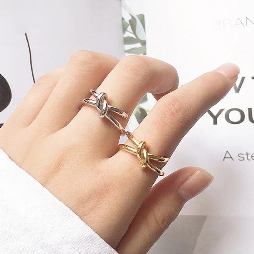 金アレ対応 シンプルノットデザインオープンリング(0424)