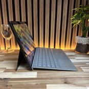 『希少ブラック』Microsoft Surface Pro 7  タッチパネル式  SSD256GB  人気ノートパソコン