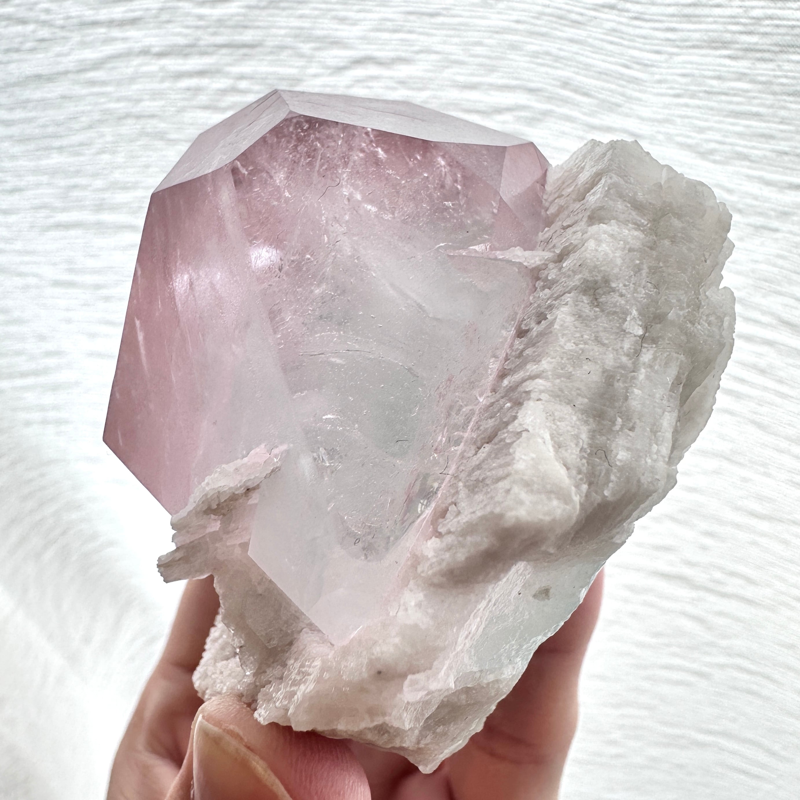 モルガナイト　アフガニスタン産　929 モルガナイト アフガニスタン産 929 モルガナイトアフガニスタン