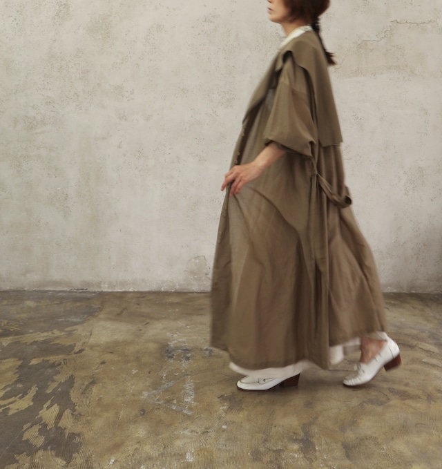 sailor long robe / gold beige