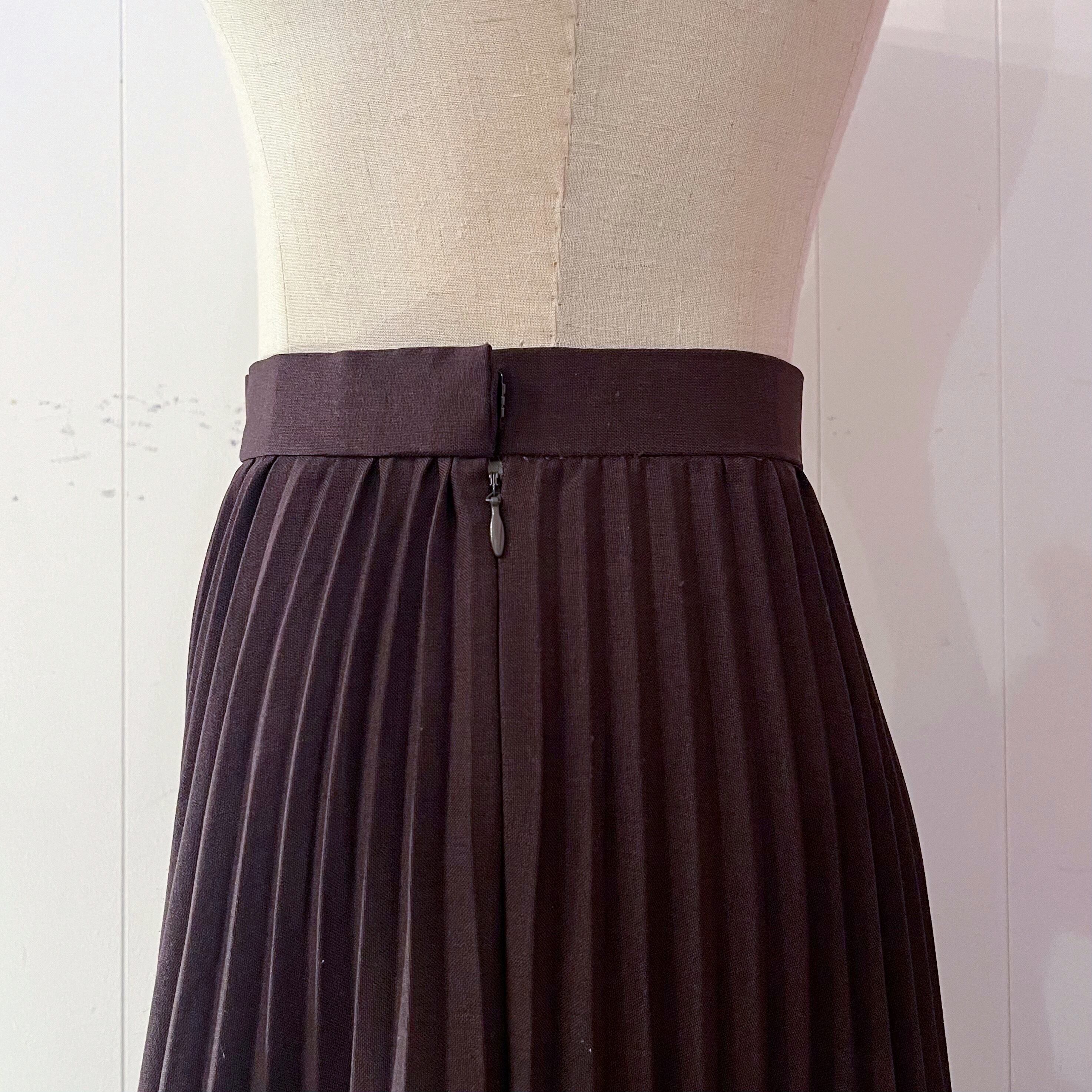 brown accordion pleats skirt