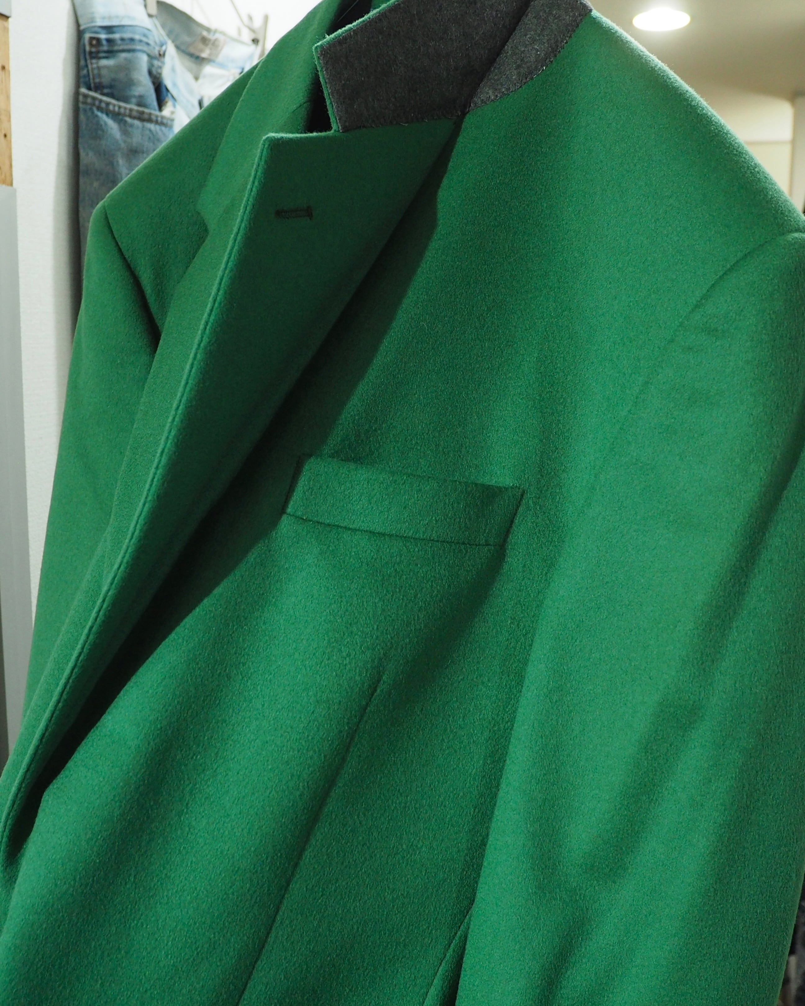 " Made in Italy - STUDIO FERRE " Beautiful Light Green Color Vintage Cashmere Mix Tailored Jacket