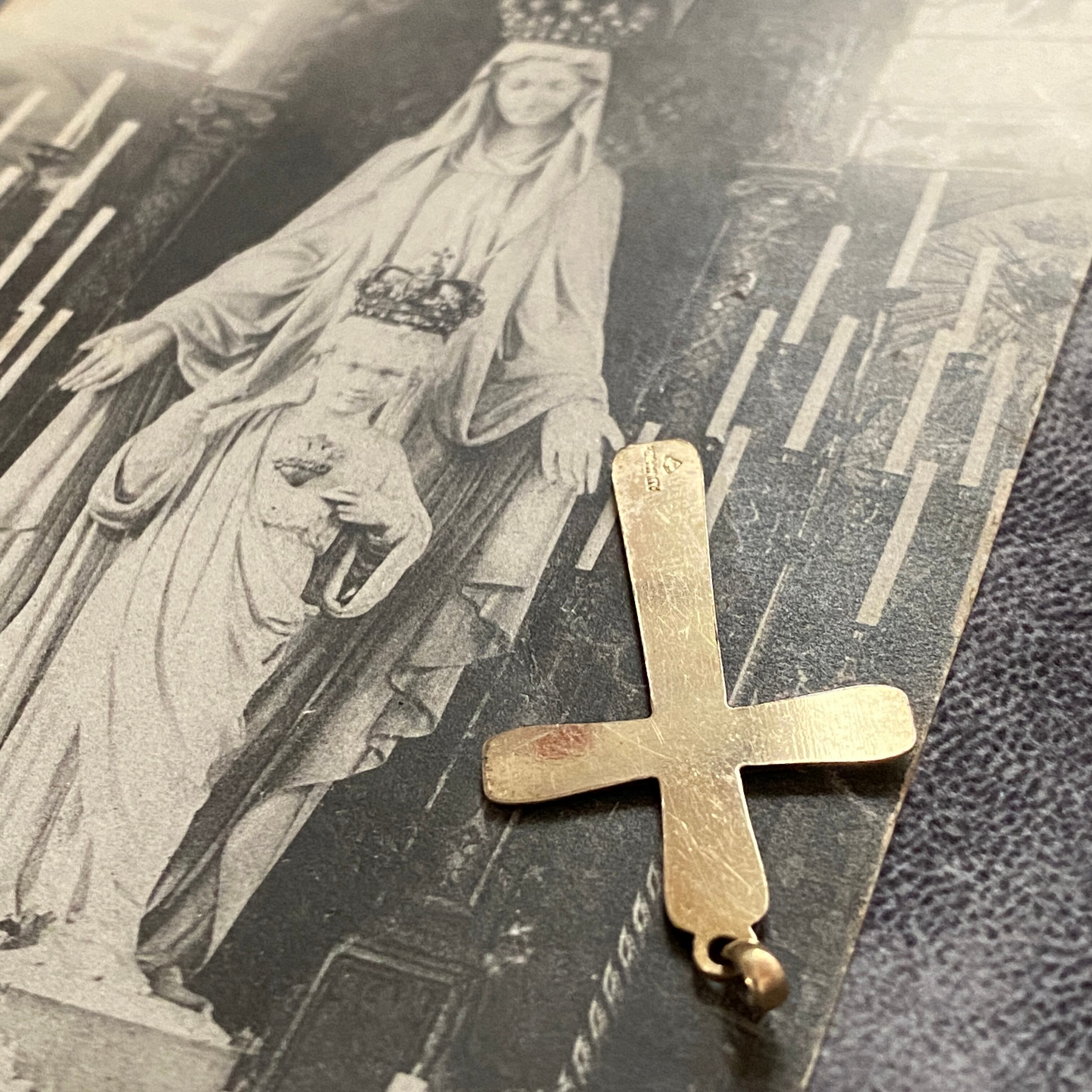 アラベスク調彫刻クロス【Fleur de Foi（信仰の花）】 | Antique