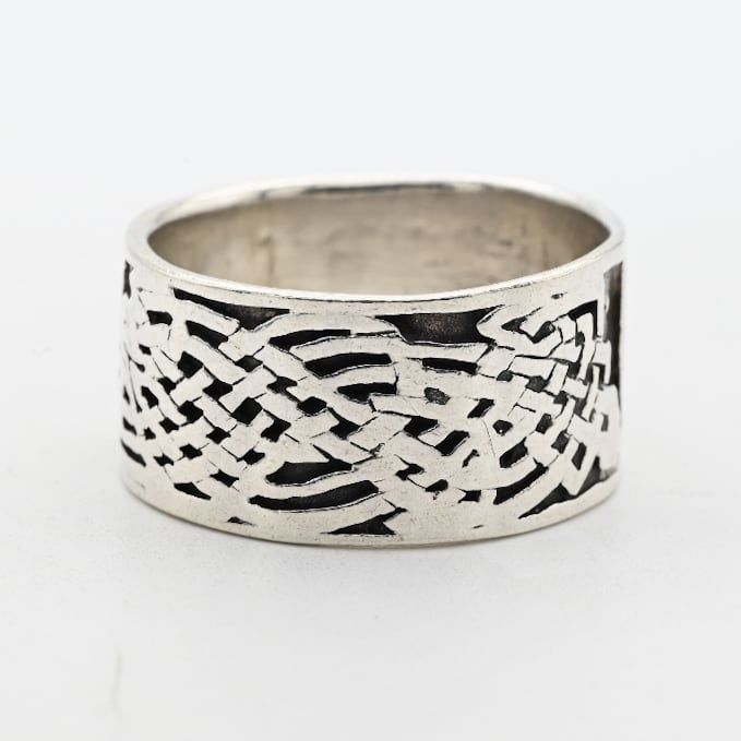 Graceful Celtic Knot Design Wide Band Ring #20.0 / Denmark