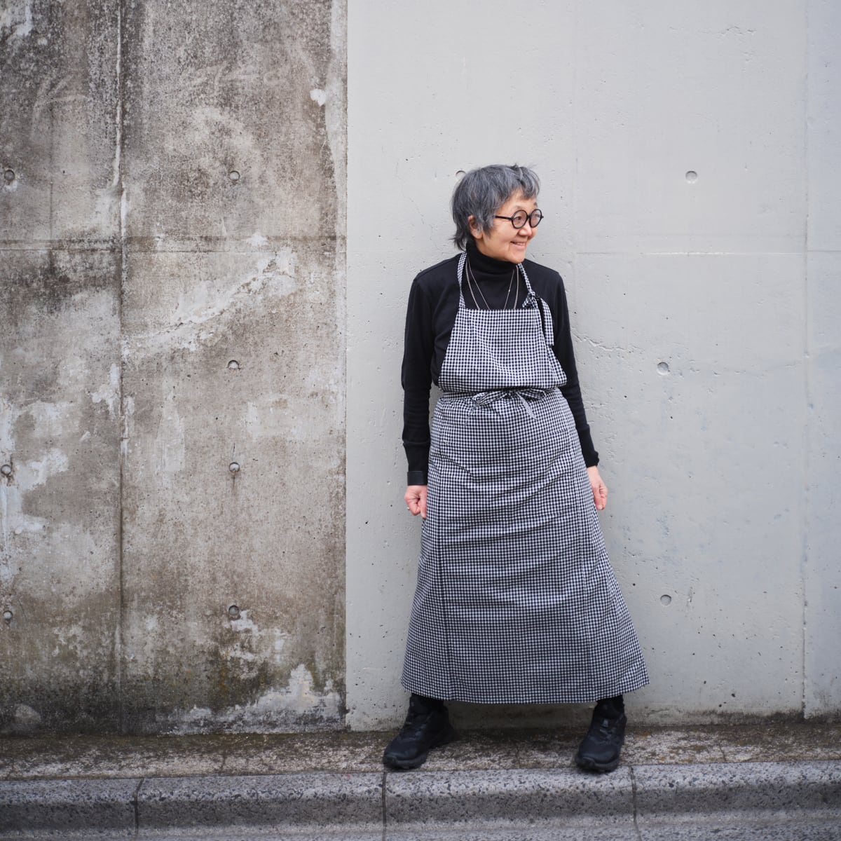 SQUARE APRON / LIBERTY Check (black×white) | エプロン商会