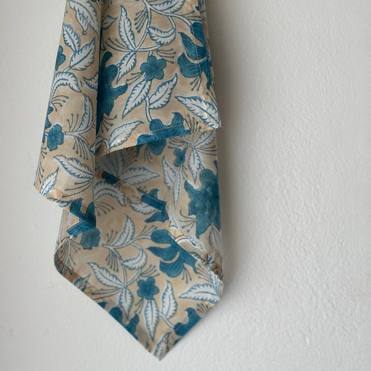 No.72 | インドの木版染めハンカチ | イエロー 青花