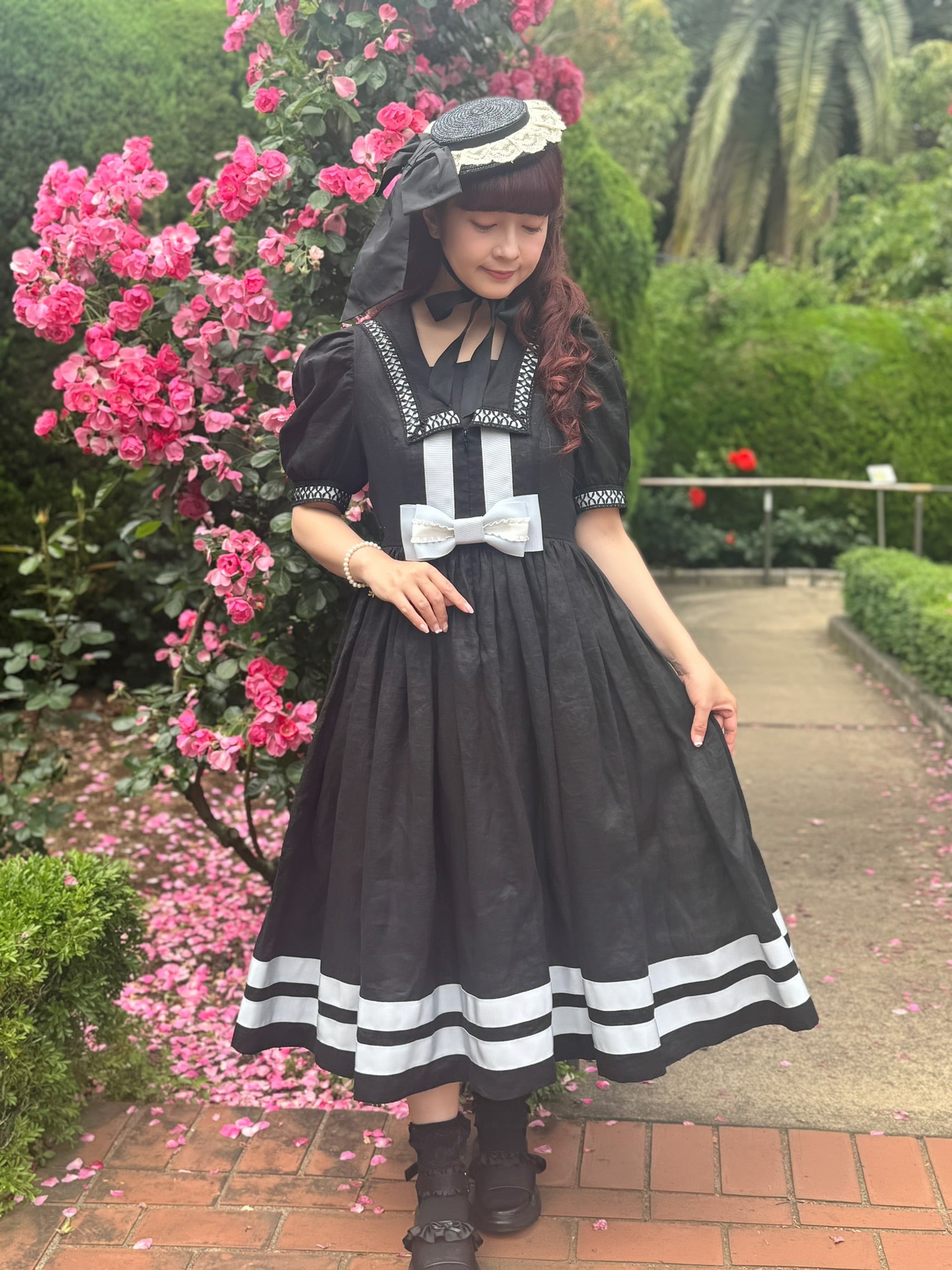 ロングワンピース dolce piu amabile 薔薇柄ドールドレス