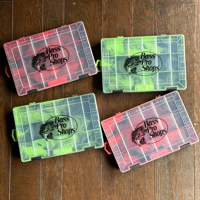 “Bass Pro Shops” Lure Box