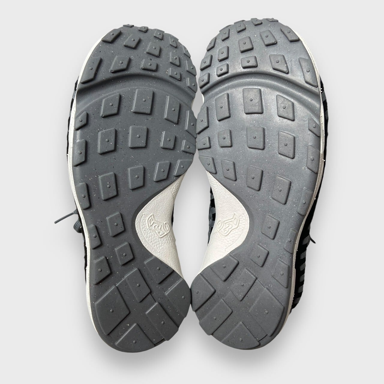 新品未使用 NIKE エアフットスケープウーブン フェイクファー 黒