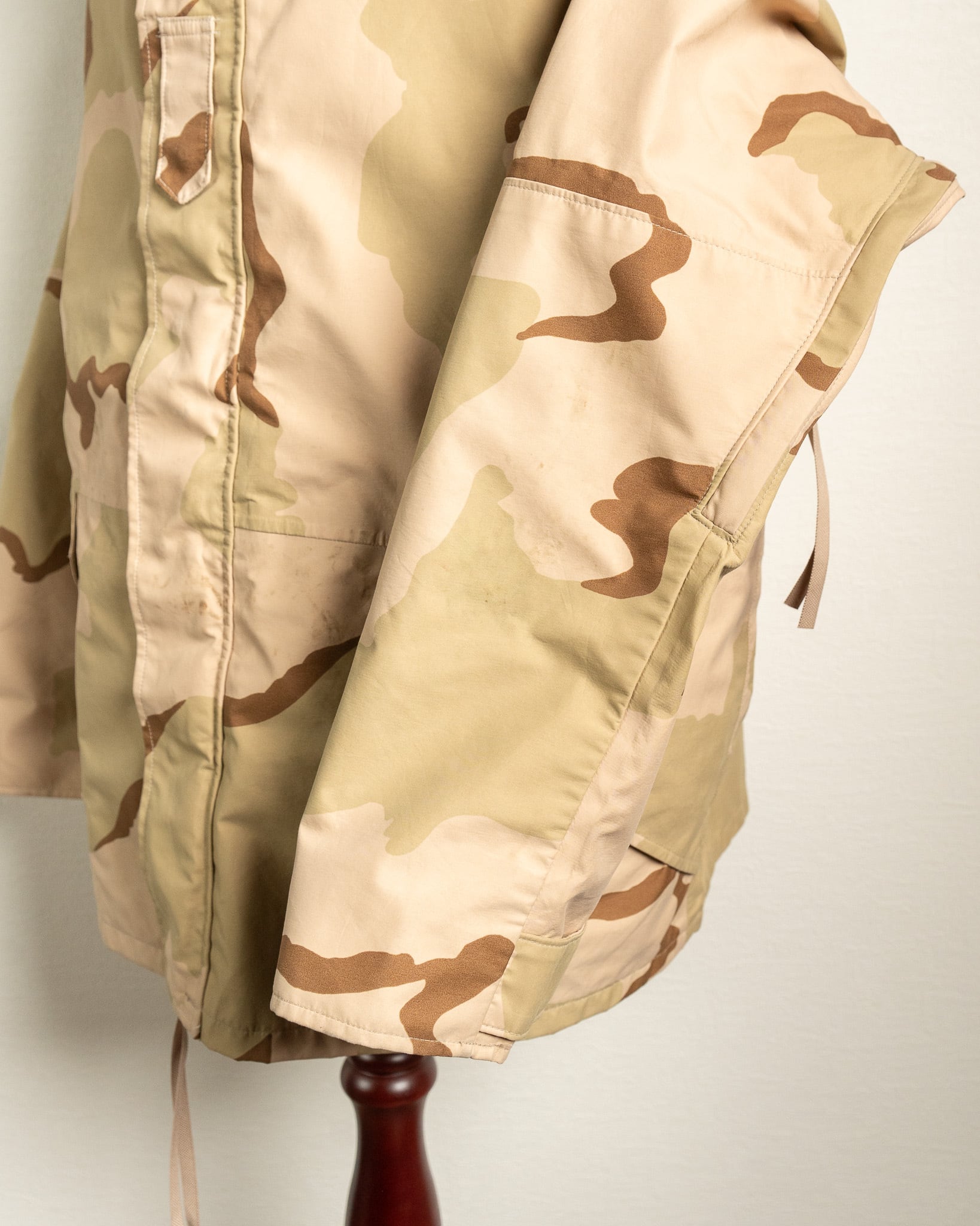 U.S.Army ECWCS Gen1 GORE-TEX PARKA Late Model 3Color Desert U.S.Army ECWCS Gen1 GORE-TEX PARKA Late Model 3Color Desert