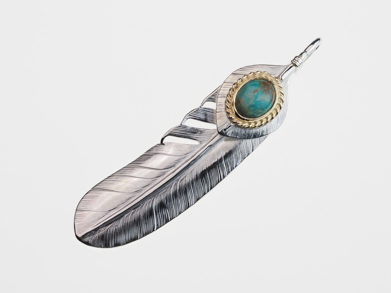 P-069 feather L （L）＋Heart feather＋K18 rope (turquoise)